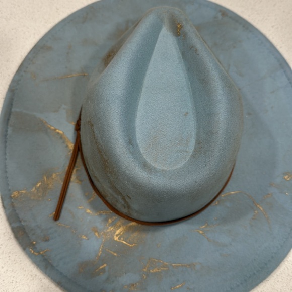 Handmade gold painted felt rancher style hats - Picture 7 of 8